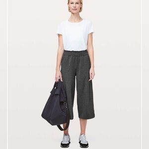 LULULEMON Lululemon Hello Sunday Crop In Heathered Mod Black Size 12 Wide Leg‎